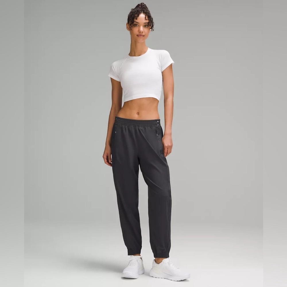 Lululemon Tearaway Mid-Rise Track Pant Size 8 Black LW5GAXS NWT